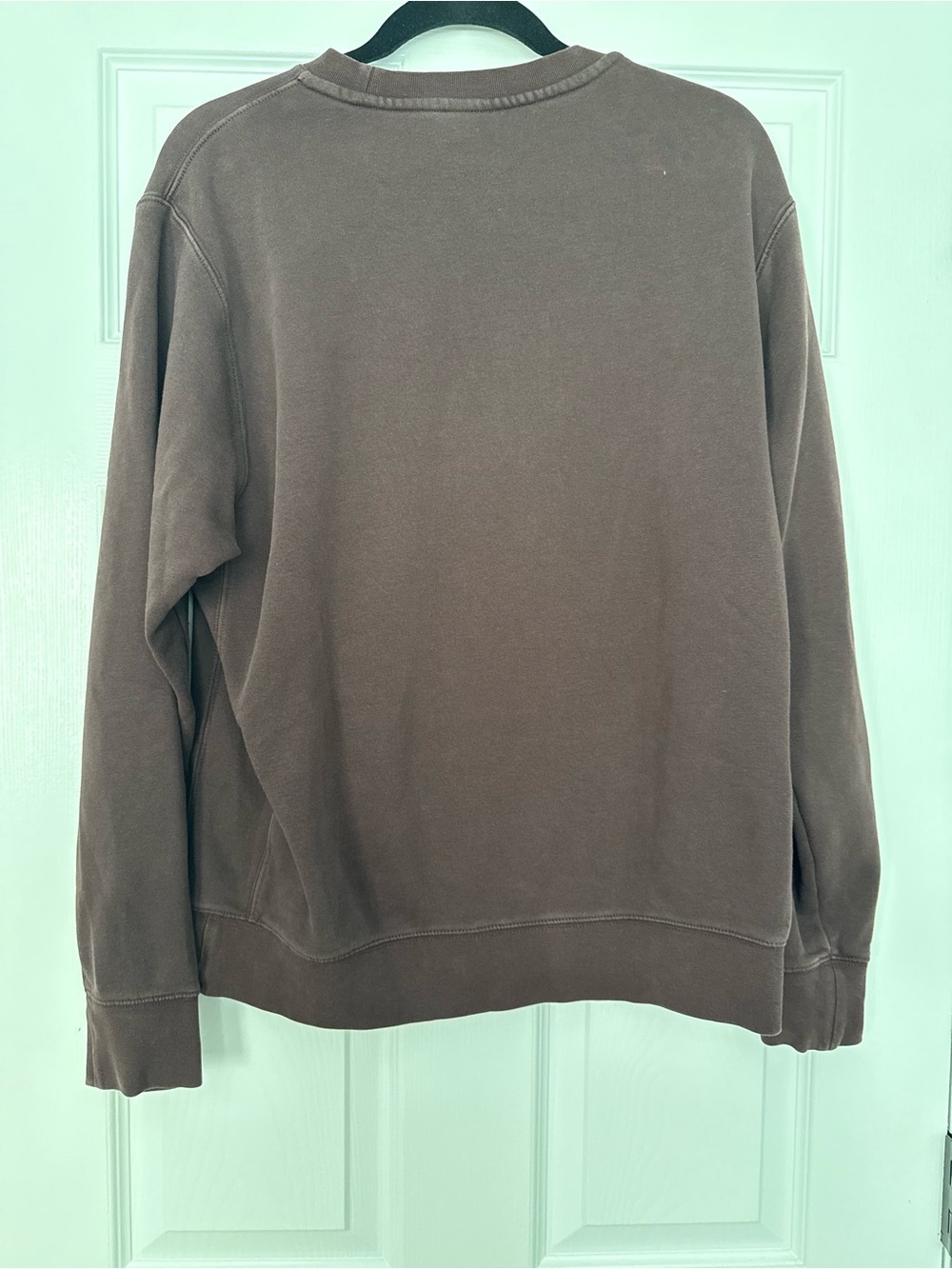 Nike Brown Crewneck Sweatshirt with White Swoosh- size M - Picture 2 of 4